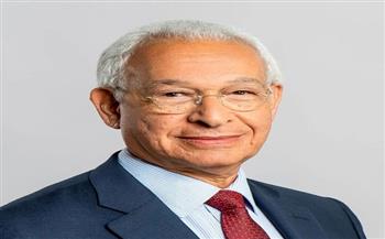منح الدكتور هاني هلال رئيس مجلس أمناء الجامعة المصرية اليابانية وسام الاستحقاق الوطني الفرنسي