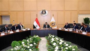 وزارة الصناعة تضع خارطة طريق لقطاع الأسمنت.. زيادة المعروض ودعم الصادرات