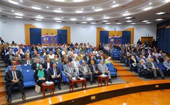 محافظ دمياط: الميناء يمثل أحد أهم مقومات التنمية الاقتصادية وداعمًا رئيسيًا لمنظومة النقل والخدمات اللوجستية