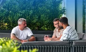 محمد صلاح يجتمع مع المدير الفني الجديد في طرابزون قبل الإعلان الرسمي