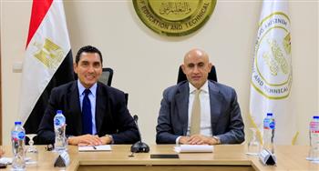 وزير الشباب يبحث مع وزير التعليم آليات النهوض بالرياضة المدرسية وتفعيل مبادرات اكتشاف المواهب