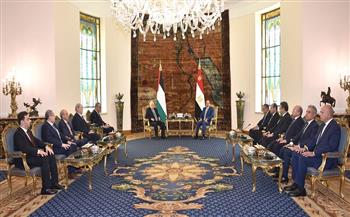 الرئيس السيسي ونظيره الفلسطيني يتفقان على تكثيف آليات التنسيق السياسي خلال المرحلة المقبلة 