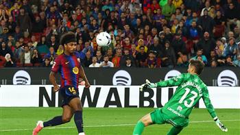 الدوري الإسباني.. برشلونة يتقدم على سانتاندير 4-1 بعد ساعة لعب 