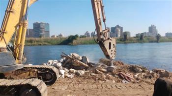 الرى تستجيب لبلاغات المواطنين وتزيل تعدي على نهر النيل فى المنيا  