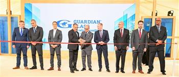 محافظ الشرقية يفتتح مشروع خط إنتاج الزجاج المطلي عالي الجودة  بمصنع جارديان إيجيبت بمدينة العاشر من رمضان 