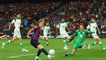  الدوري الإسباني.. انطلاق الشوط الثاني من مواجهة برشلونة أمام  سانتاندير 4-1