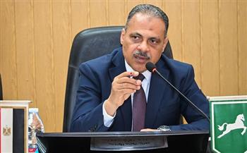 محافظ الشرقية يشيد بجهود مديرية التضامن في تنفيذ مبادرات الحماية الاجتماعية