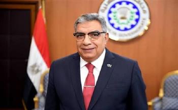 محافظ الدقهلية: الكشف علي 1035 مواطنا في قافلة طبية بقرية بجمصة