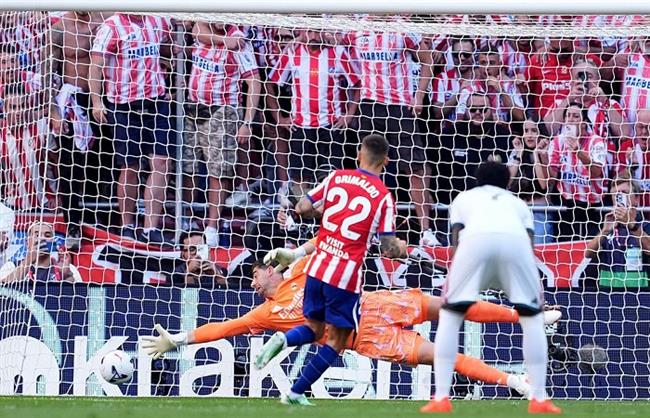 ديربي مدريد.. أتلتيكو يحسم المواجهة النارية بثنائية في مرمى الريال