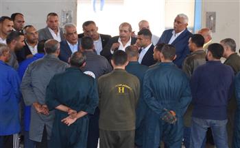 وزير الإنتاج الحربي يتفقد خطوط الإنتاج بشركة هليوبوليس للصناعات الكيماوية في جولة ميدانية مفاجئة