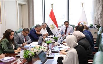 وزير الصحة يبحث الخطة الاستثمارية لأمانة المراكز الطبية المتخصصة ويشدد على تسريع تجهيز وحدات زراعة النخاع