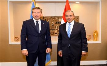 وزير الخارجية يبحث مع مسؤول أممي الأوضاع الإنسانية في عدد من بؤر التوتر والأزمات