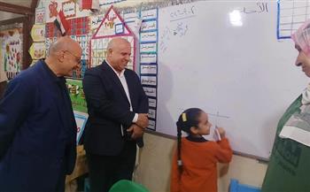 قيادات وزارة التعليم ومدير تعليم سوهاج يتفقدون مدارس أخميم لمتابعة انتظام الدراسة