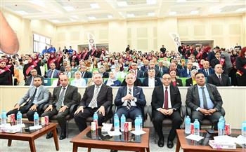 الدكتور عبد المولي يشهد مراسم تحية العلم بمقر كلية التربية للطفولة المبكرة بمدينة أسيوط الجديدة 