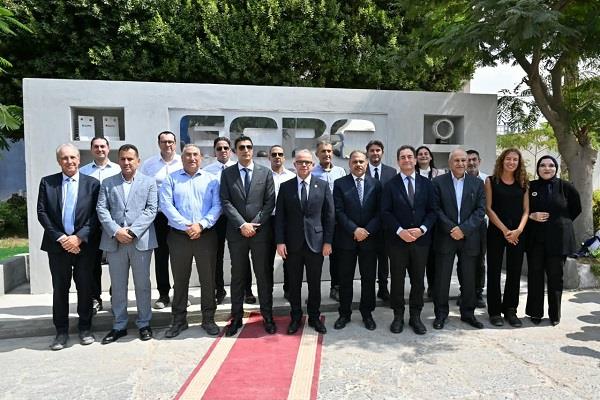 استثمارات بـ20 مليون دولار ومكون محلي 98%.. وزير الاستثمار يتفقد مصنع ECPC بالعاشر من رمضان