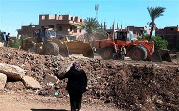رفع 250 طن قمامة ومخلفات من قرية إدفا بسوهاج في حملة نظافة مكبرة