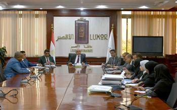 برئاسة محافظ الأقصر ...اللجنة العليا الدائمة للقيادات بالأقصر تجري مقابلات واختبارات للمتقدمين لشغل الوظائف