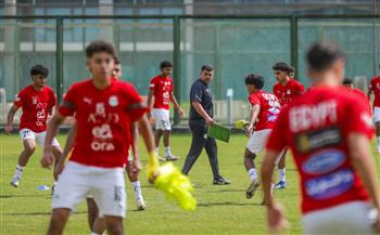 منتخب الناشئين يختتم تدريباته قبل السفر إلى سويسرا