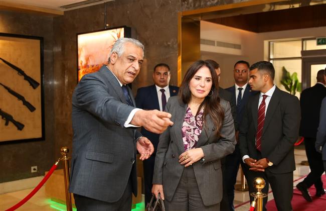 وزيرا الإنتاج الحربي والإسكان يتابعان مستجدات مشروعات التعاون المشترك وفي مقدمتها مبادرة "حياة كريمة"