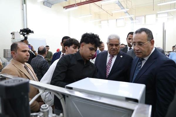 وزير التعليم العالي يتفقد جامعة برج العرب التكنولوجية ويتابع انتظام الدراسة 