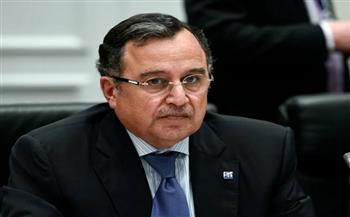 نبيل فهمي يبحث مع وزير الشؤون الخارجية والهجرة والتونسيين بالخارج التطورات المتسارعة بالمنطقة