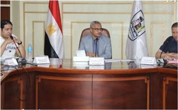 محافظ بني سويف يترأس الاجتماع الدوري للجنة العليا للبت في طلبات تقنين أراض أملاك الدولة  