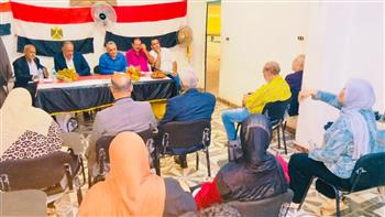 "الهجرة غير الشرعية.. المخاطر والحلول" في مناقشات صالون الثقافة الجماهيرية بالسويس 