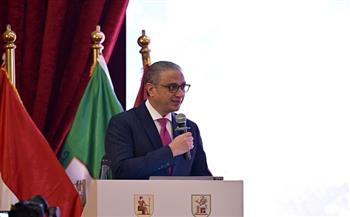 محافظ الجيزة يشارك في فعاليات الجلسة الافتتاحية للمؤتمر السنوي لكلية طب قصر العيني بجامعة القاهرة