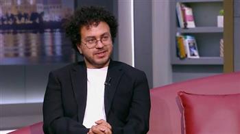 الفنان أحمد عصام السيد: والدتي وزوجتي سلمى صديقتان منذ أولى إعدادي