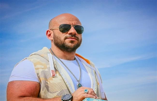 أحمد مكي يدخل عالم ماجد الكدواني في «فرصة سعيدة جدا»