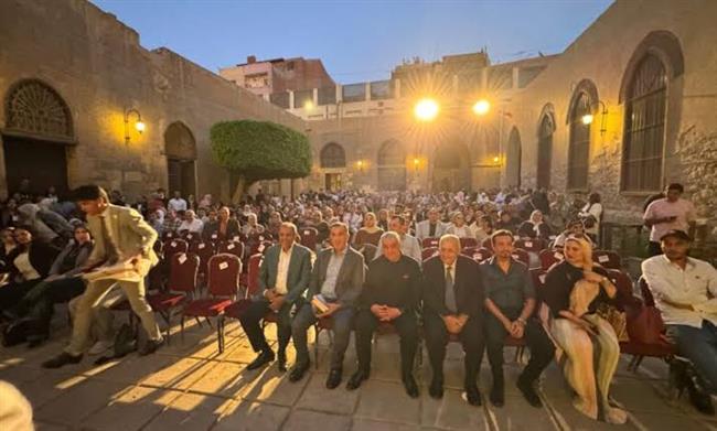 «مؤسسة زاهي حواس للآثار والتراث» تكرم المشاركين في برنامجي «رواد الحضارة» و«الآثار الإسلامية»
