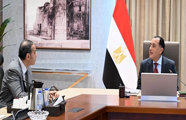 مدبولي يؤكد أهمية الرقابة على القطاع المالي غير المصرفي وحماية حقوق المتعاملين
