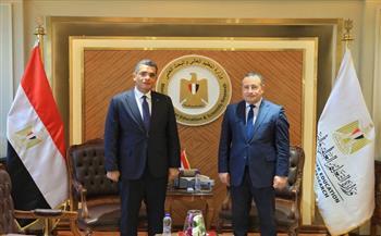 وزير التعليم العالي يستقبل محافظ البحر الأحمر لتعزيز التعاون المشترك ودعم جهود التنمية بالمحافظة 