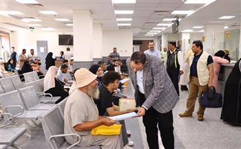محافظ دمياط يتفقد المركز التكنولوجي لخدمة المواطنين وعددًا من إدارات ديوان عام المحافظة