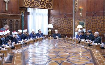 شيخ الأزهر يستقبل وفد مجلس الأساقفة الكاثوليك بجمهورية الفلبين