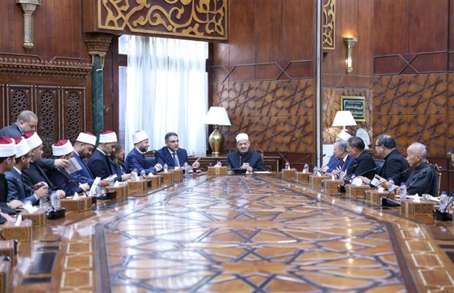 شيخ الأزهر يستقبل وفد مجلس الأساقفة الكاثوليك بجمهورية الفلبين