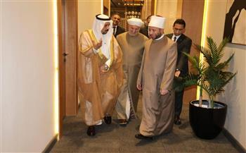 وزير الأوقاف يلتقي رئيس ديوان الوقف السني العراقي على هامش مؤتمر الإفتاء