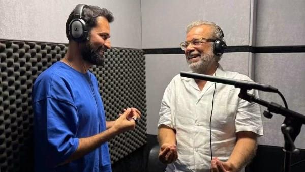 شريف منير ينشر صورًا مع أحمد حاتم من كواليس «ريد فلاج»: «أنا وابني الواد أبو دقن»  