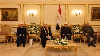 مفتي الجمهورية يلتقي نائب رئيس الإدارة الدينية لمسلمي كازاخستان لتأهيل الكوادر وتطوير الخطاب الإفتائي