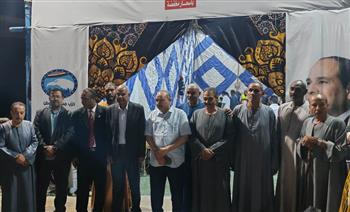 محافظ أسوان يوجه بالتوسع في إقامة معارض "أهلاً مدارس" بمختلف مراكز ومدن المحافظة