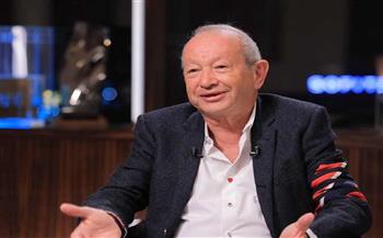 نجيب ساويرس يسخر من قمصان الحكام في الدوري: "تيشيرتات قديمة"