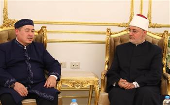 مفتي الجمهورية يلتقي نائب المفتي العام لجمهورية كازاخستان