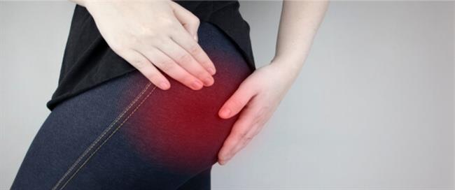 أسباب عرق النسا وأعراضه وطرق علاجه