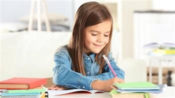 بعد تقديم موعد الدراسة.. خطوات تساعد على تهيئة أبنائك للعودة إلى المذاكرة| خاص