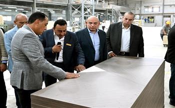 رئيس الوزراء يفتتح المرحلة الأولى من مصنع "ديزاينى دورز" لصناعة الأبواب الخشبية ومنتجات التشطيبات
