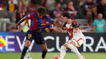 ثنائي الأهلي السابق.. انطلاق مواجهة فالنسيا أمام برشلونة في الدوري الإسباني