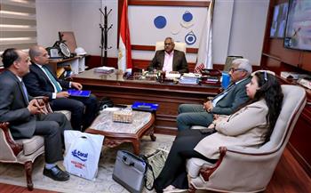 نائب محافظ سوهاج يبحث إطلاق الدورة الجديدة من برنامج «ابنتي الغالية» لتمكين 500 فتاة