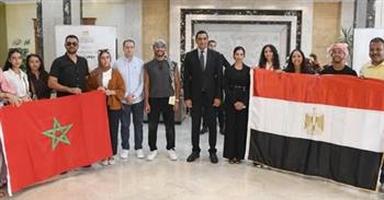 وزير الشباب والرياضة يلتقي الوفد الشبابي المغربي بالمركز الاولمبي  بالمعادي