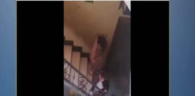 كشف حقيقة فيديو سحل سيدة والتعدي عليها بالضرب في البحيرة