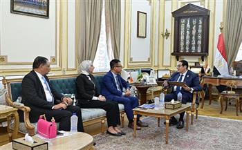 رئيس جامعة القاهرة يستقبل وفد شركة «هواوي مصر» لبحث إنشاء مركز للتميز في تكنولوجيا المعلومات والاتصالات